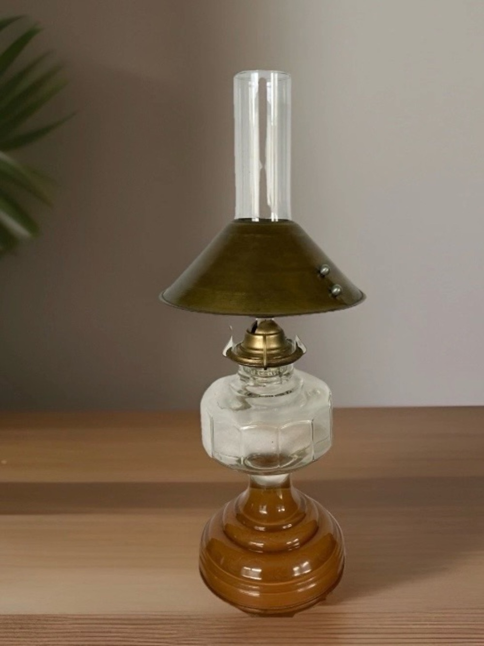 Beautiful vintage Amber oil lamp with Chimney & Brass shade . EUC